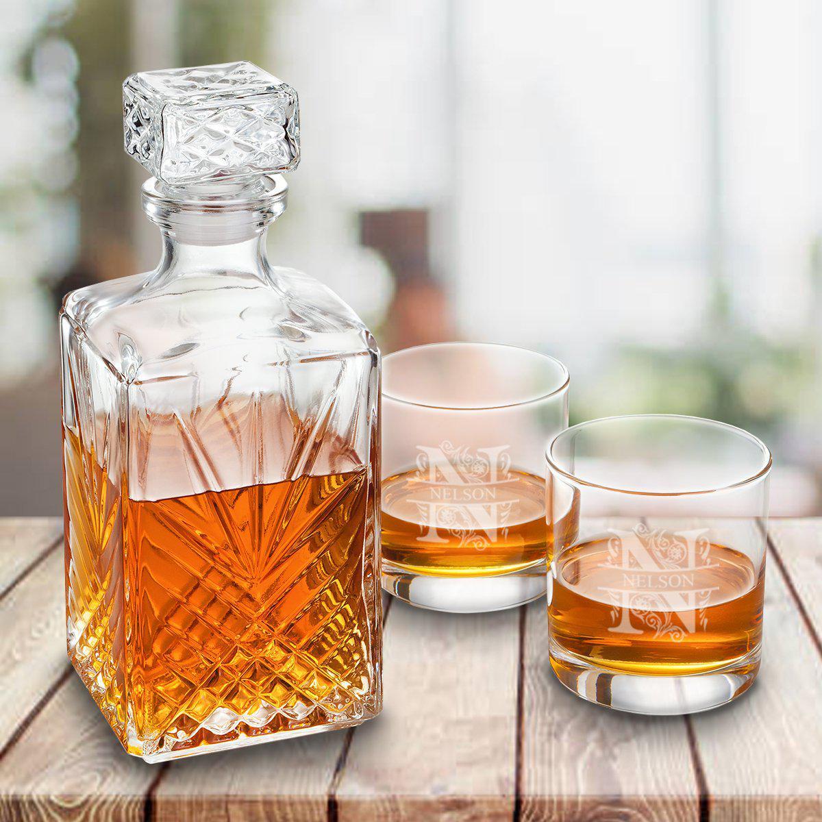 Personalized Square Whiskey Decanter Set with Stopper and 2 Rocks Glasses